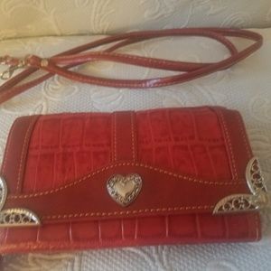 Red wallet purse with detachable shoulder strap